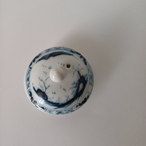 Gorgeous 1985 Franklin Mint WORCESTER Fine Porcelain Japanese Mini Teapot - Picture 11 of 13